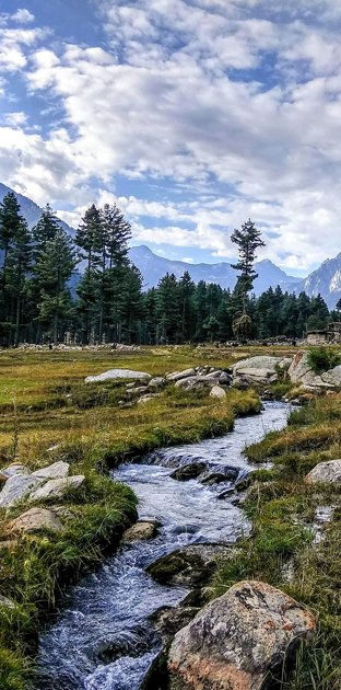 Saffer Guru travel team exploring top tourist destinations in Pakistan