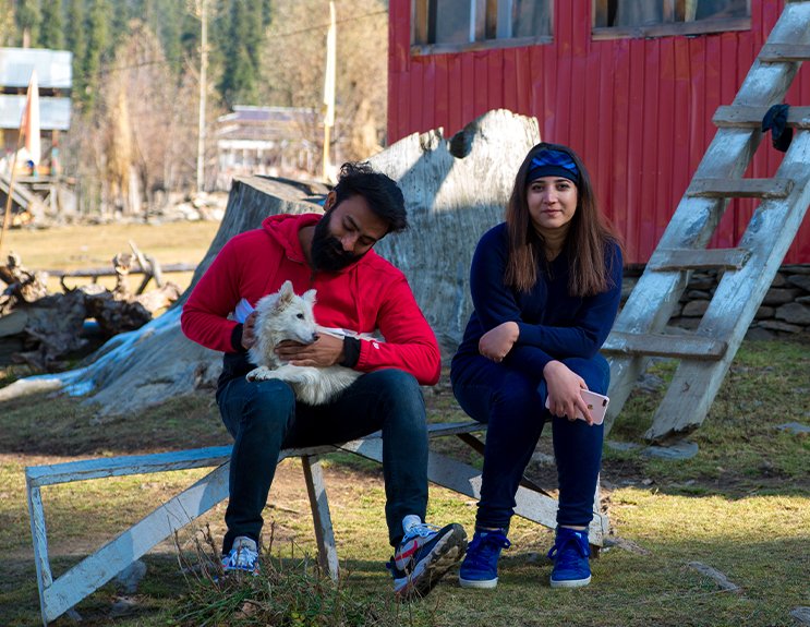 Couple honeymoon tour with Safferguru